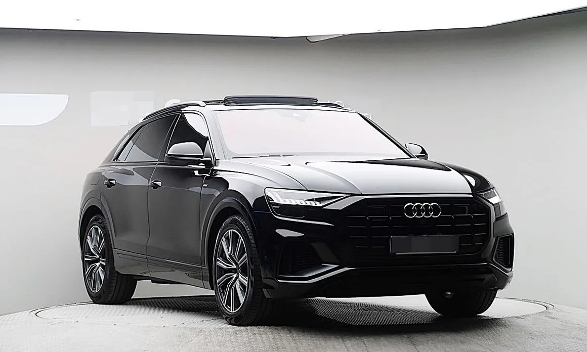 Audi Q8 — фото 3