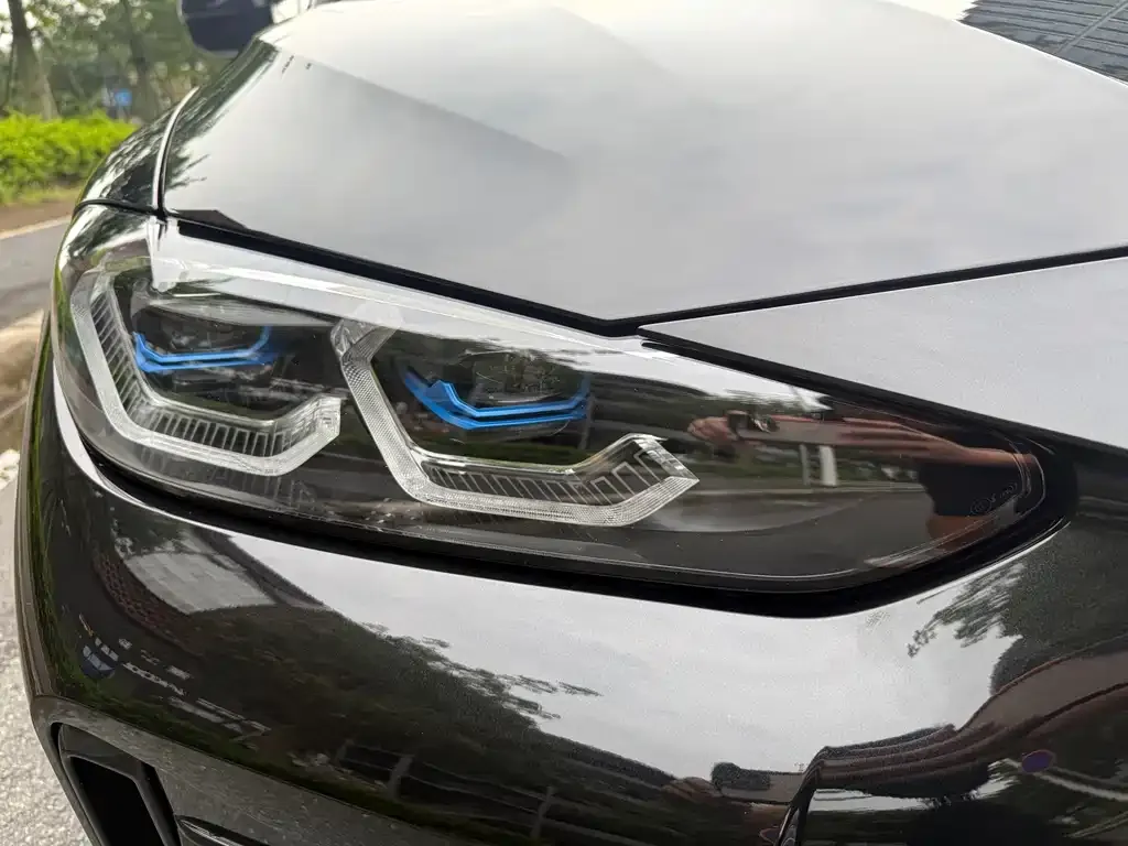 BMW i4 — фото 2