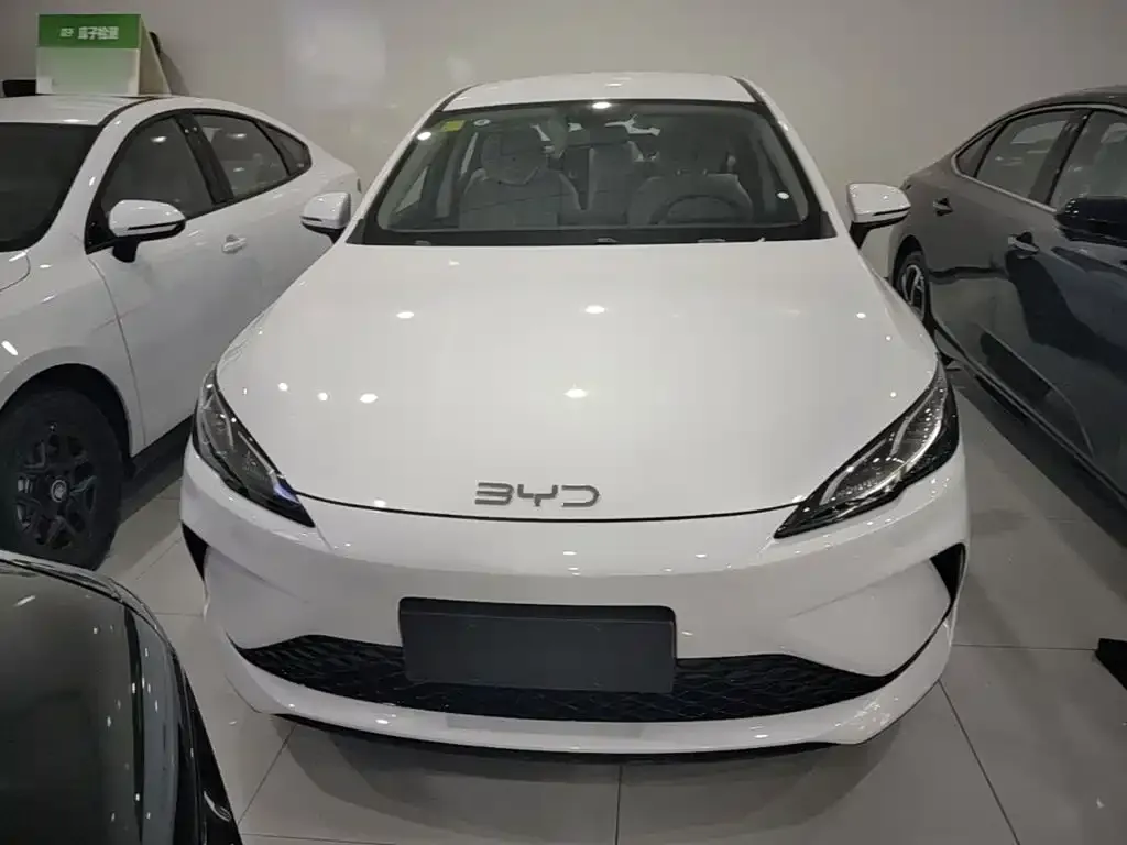 BYD Seal 05 DM-i — фото 2