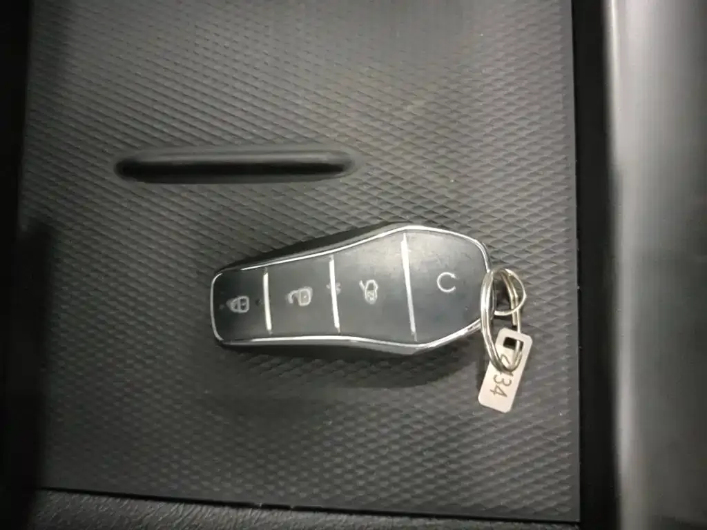 BYD Seal 05 DM-i — фото 4