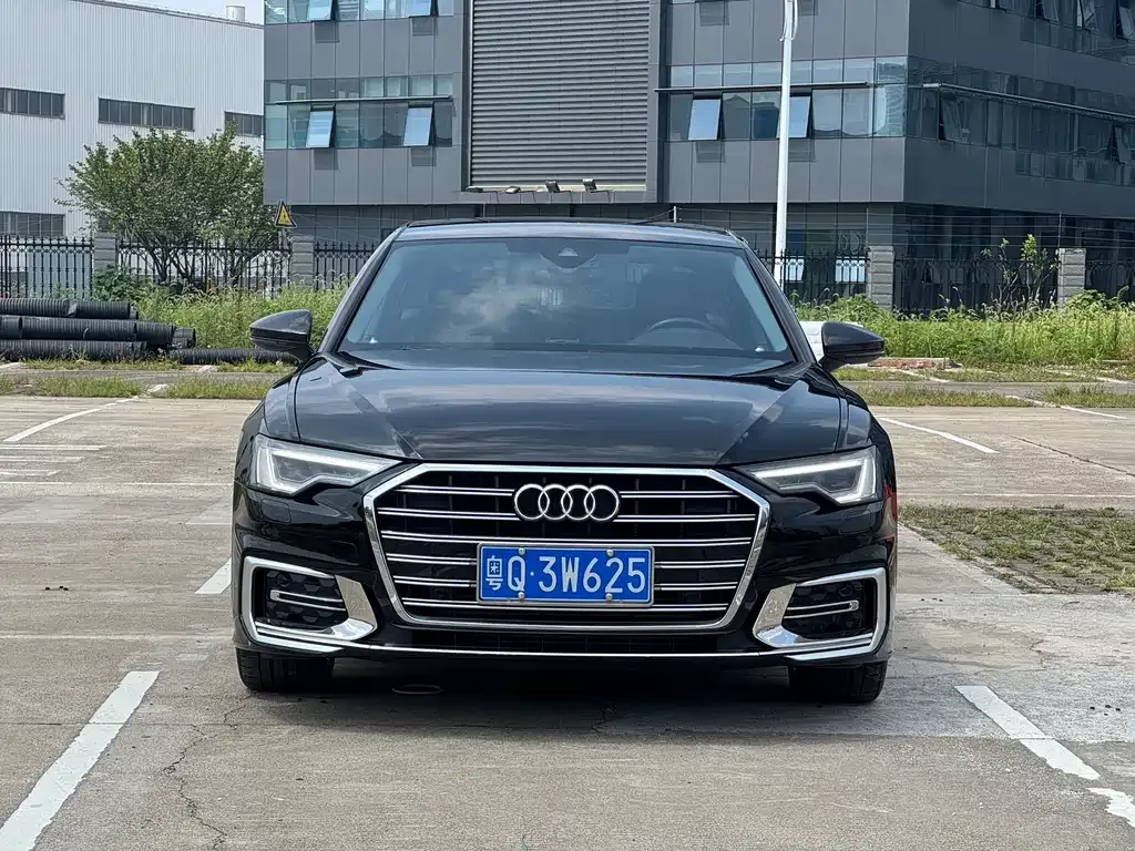 Audi A6L — фото 9