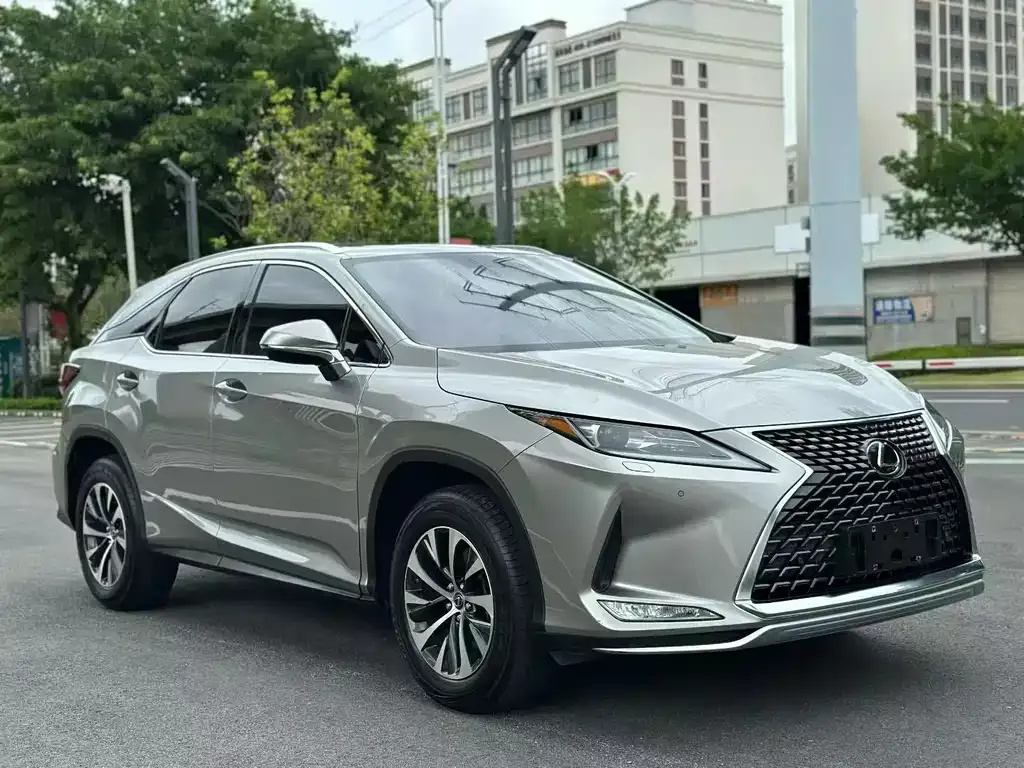 Lexus RX — фото 8