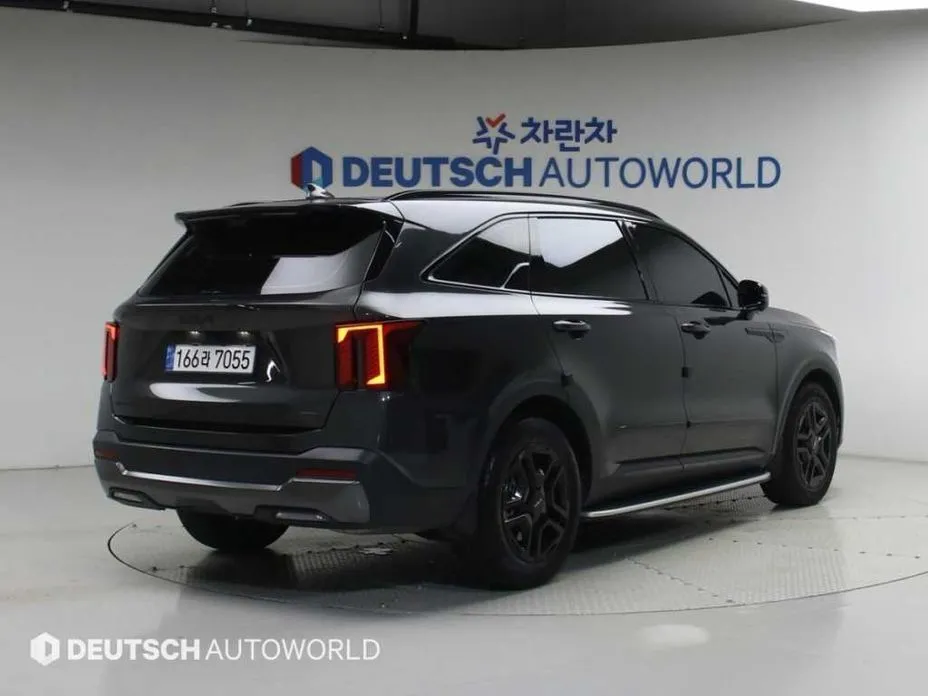 Kia Sorento — фото 8