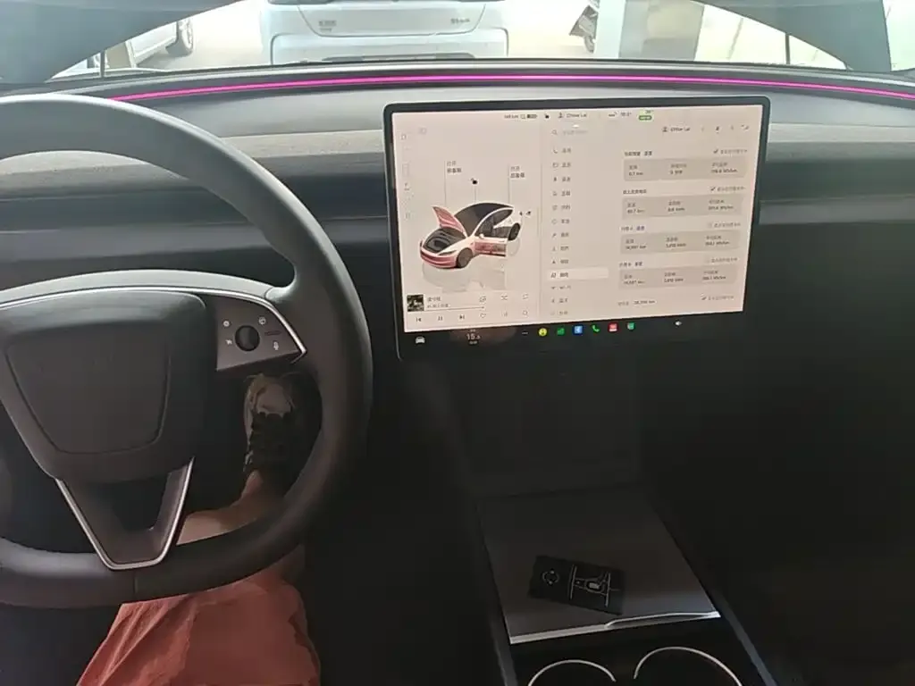 Tesla Model 3 — фото 2