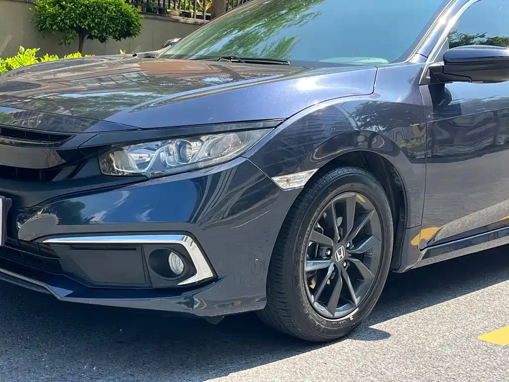 Honda Civic — фото 5