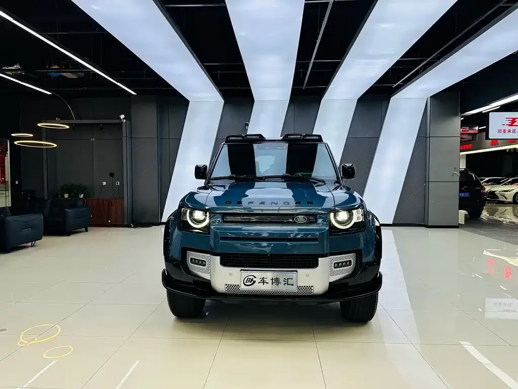 Land Rover Defender — фото 8