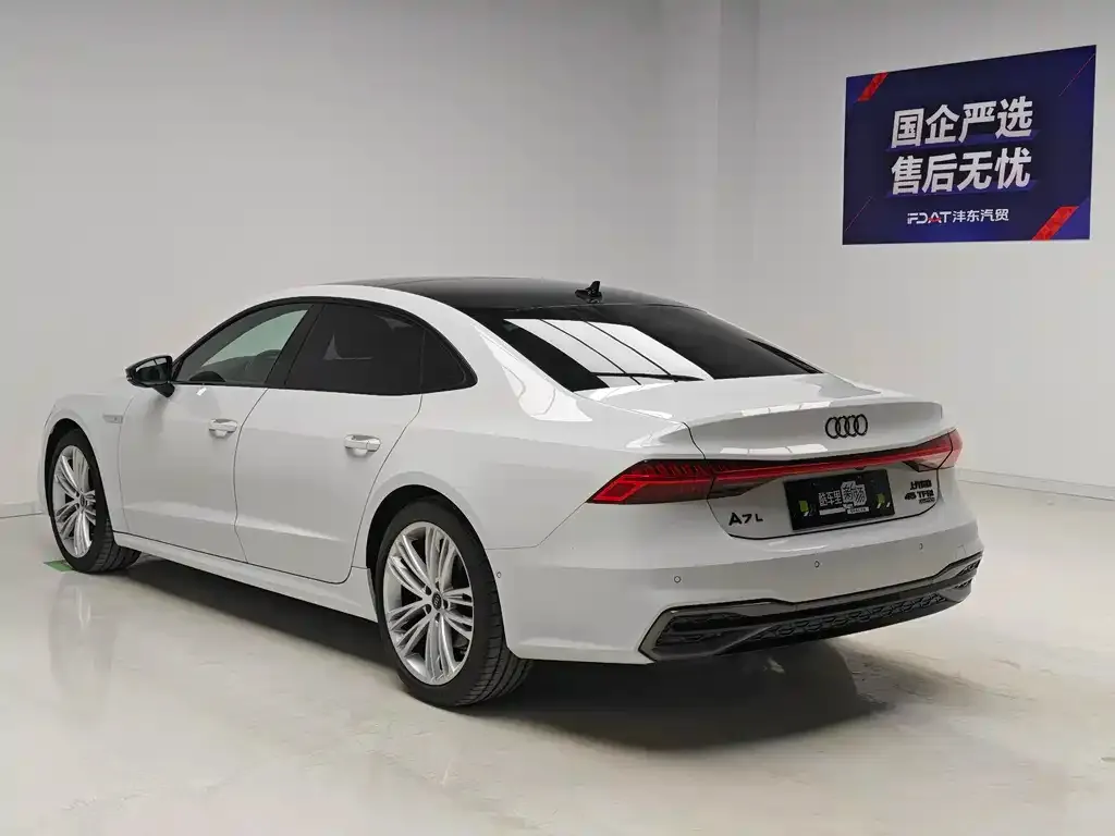 Audi A7L — фото 3