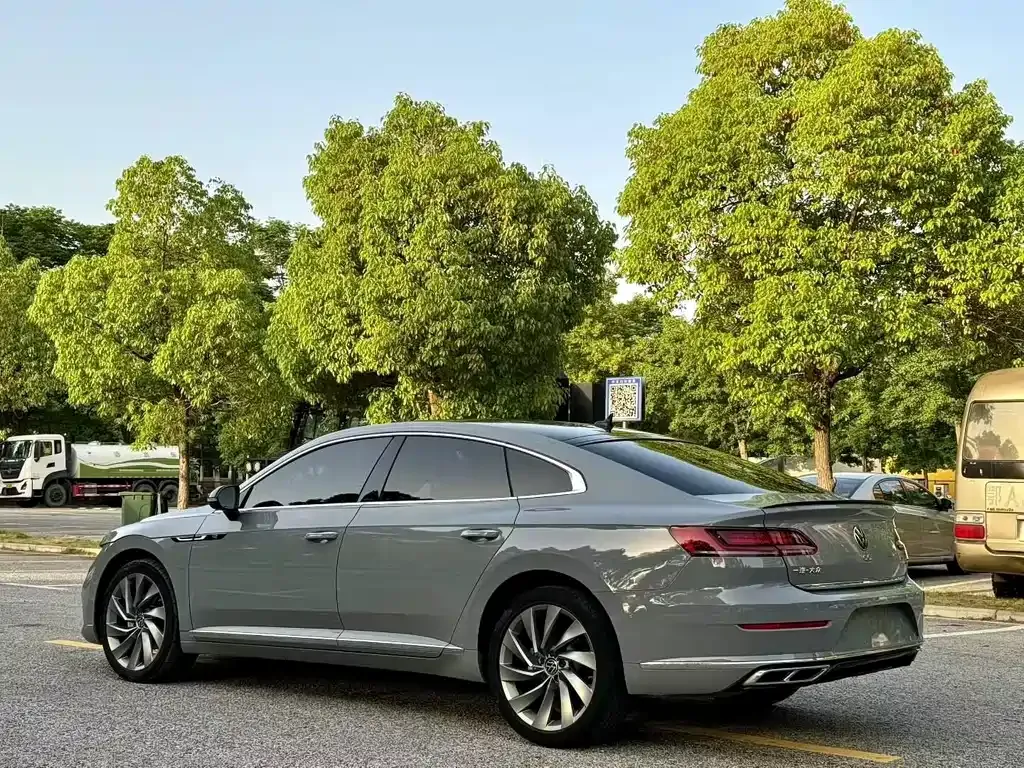 Volkswagen CC — фото 6