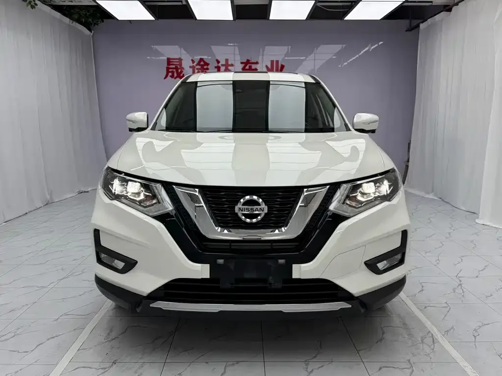 Nissan X-Trail — фото 5