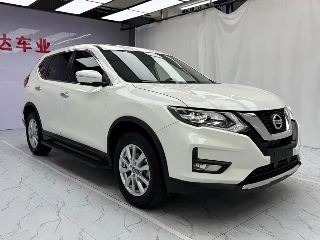 Nissan X-Trail — фото 2