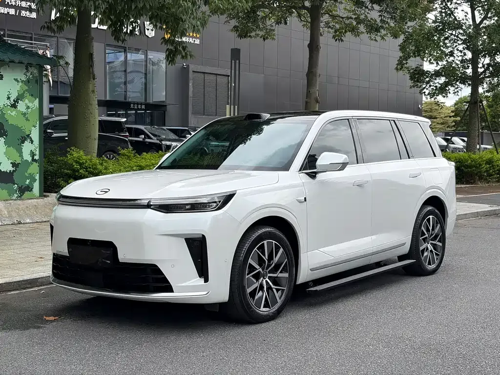 GAC Motor Trumpchi S9 — фото 1