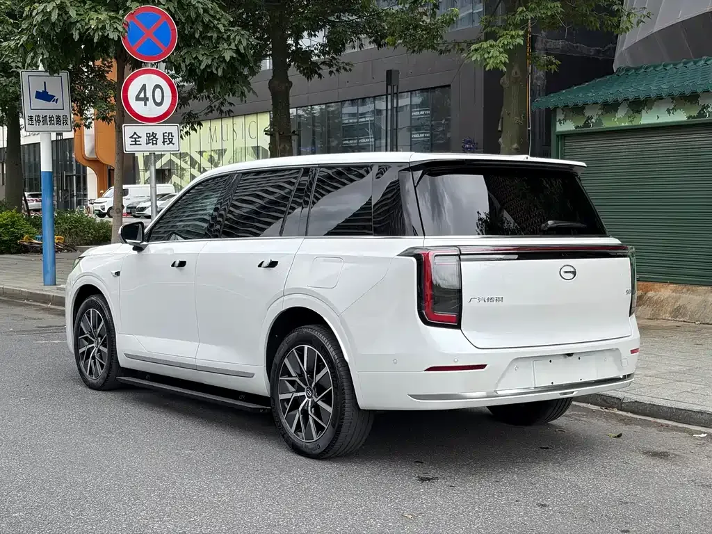 GAC Motor Trumpchi S9 — фото 9