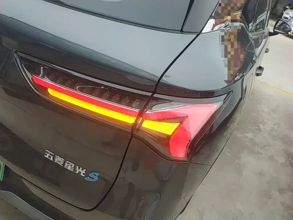 Wuling Xingguang S — фото 2