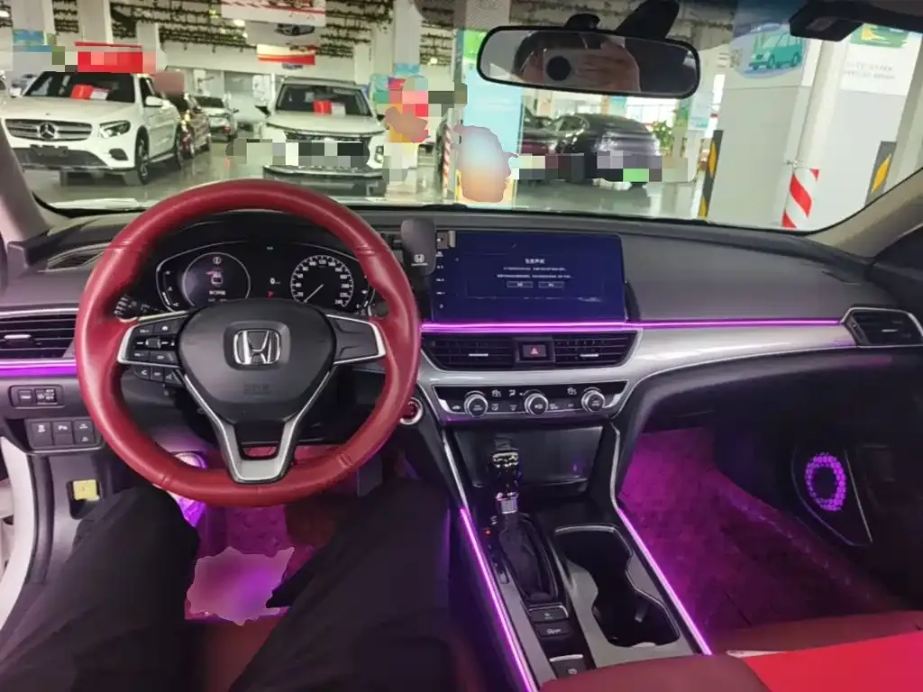 Honda Accord — фото 8