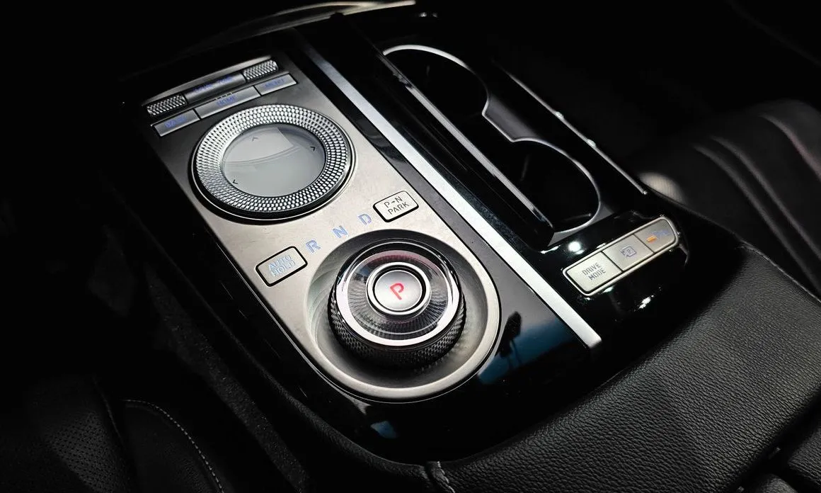 Genesis G80 — фото 7
