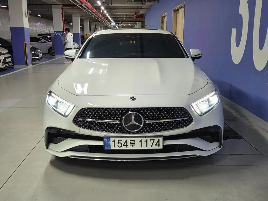 Mercedes-Benz CLS-Class — фото 1