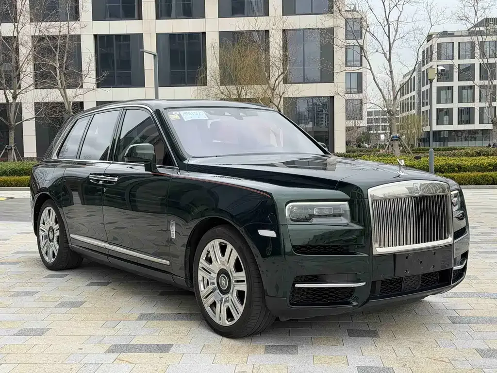 Rolls-Royce Cullinan — фото 9