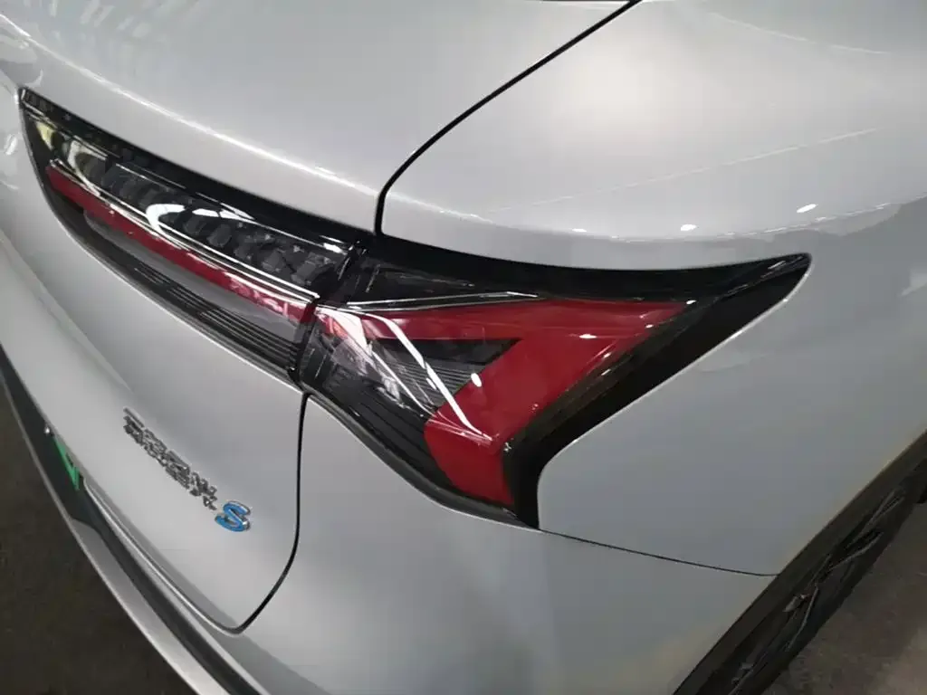 Wuling Xingguang S — фото 2