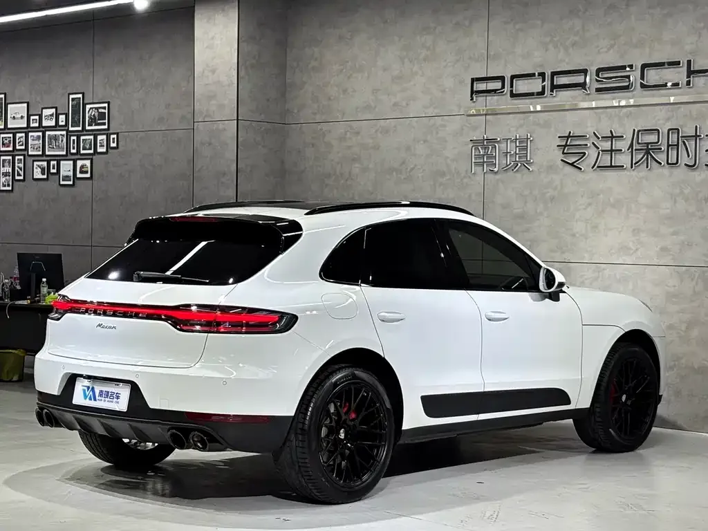 Porsche Macan — фото 6