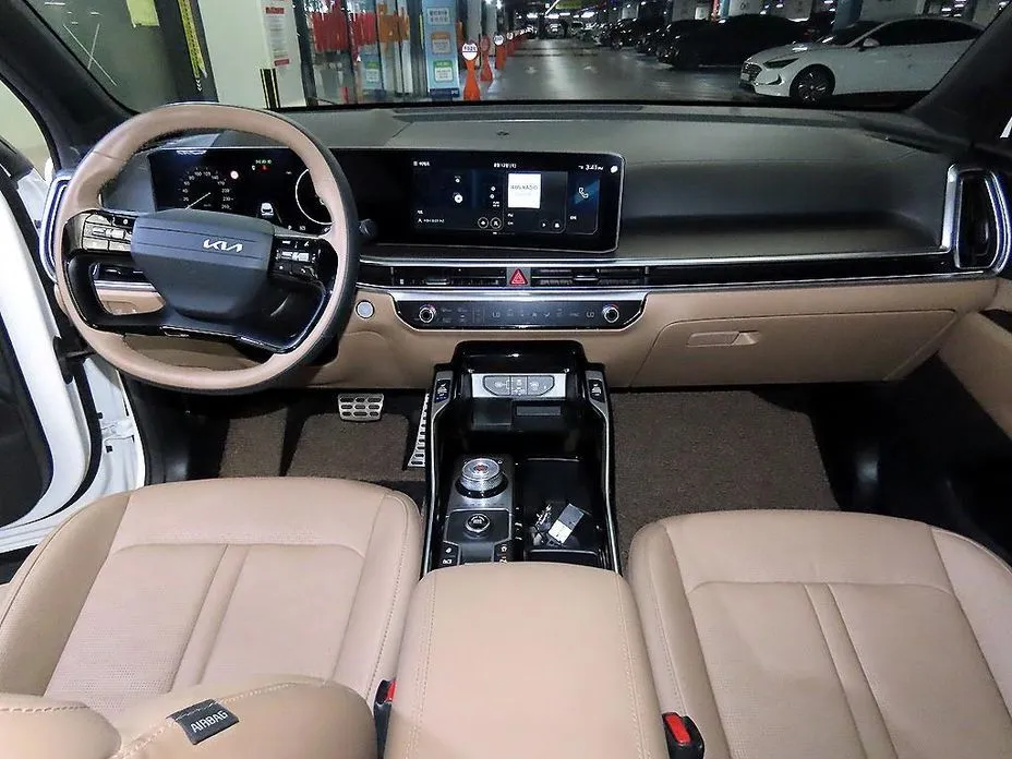 Kia Sorento — фото 10