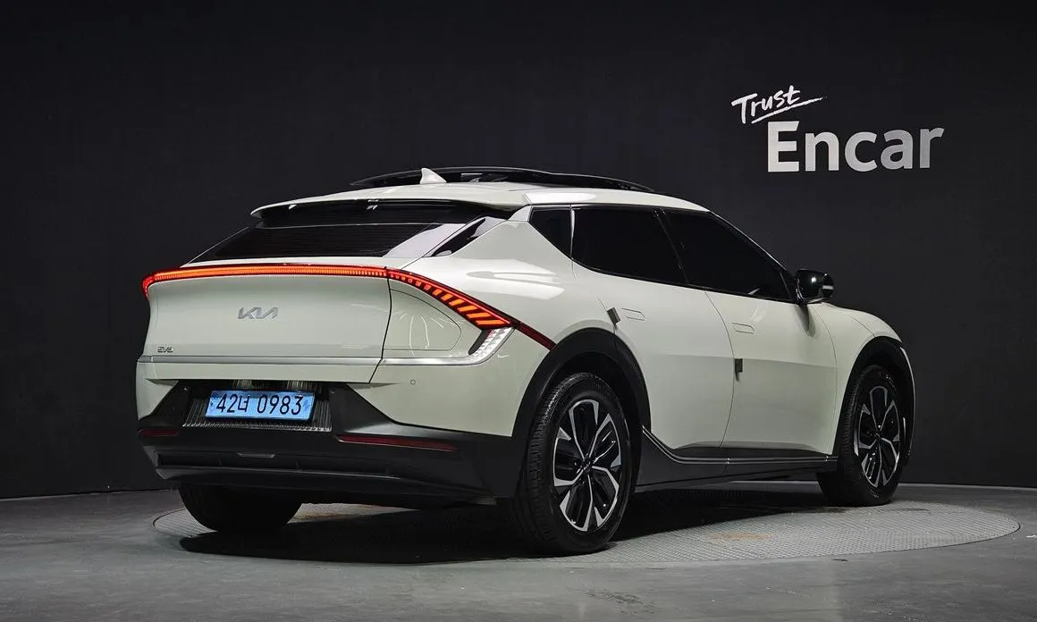 Kia EV6 — фото 5