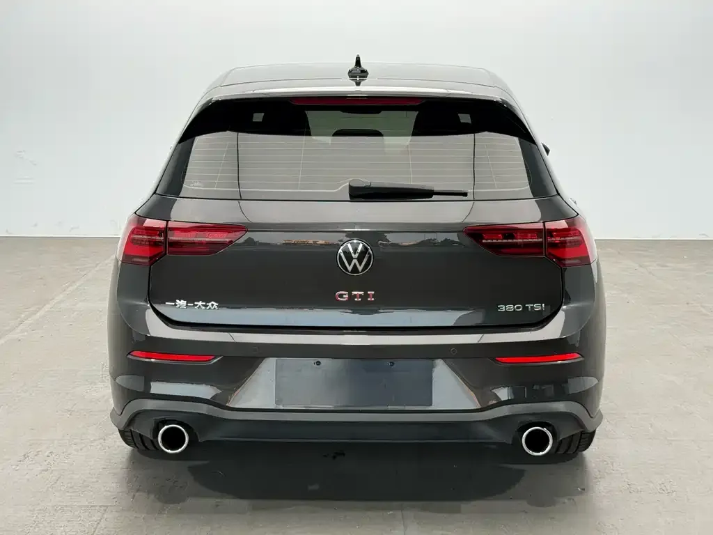 Volkswagen Golf GTI — фото 9