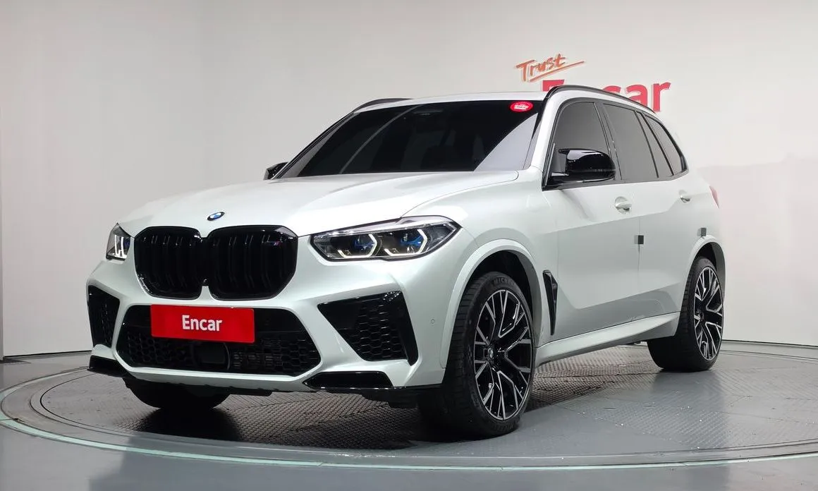 BMW X5M — фото 1