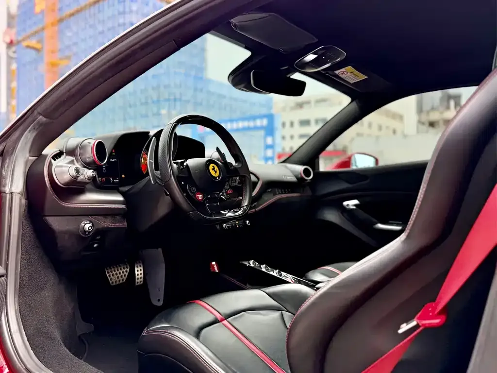 Ferrari F8 — фото 3