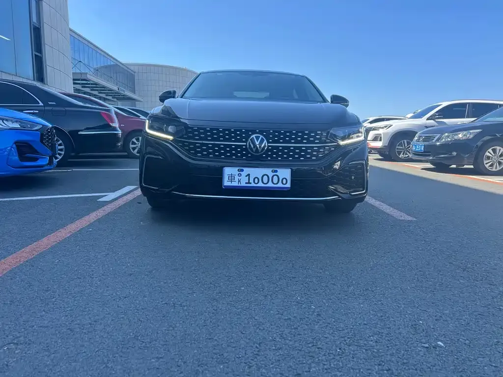 Volkswagen Passat — фото 2
