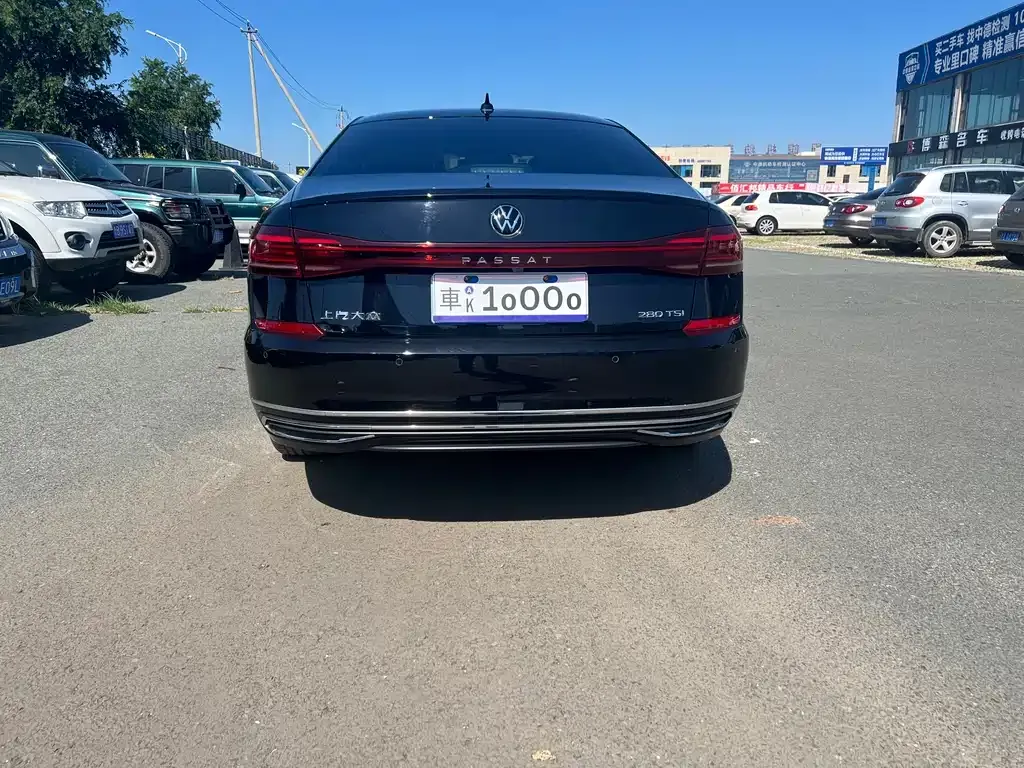 Volkswagen Passat — фото 7