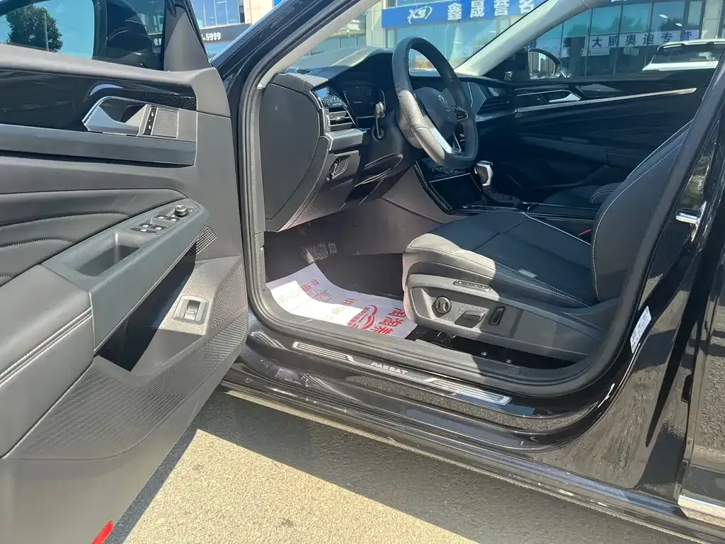 Volkswagen Passat — фото 6