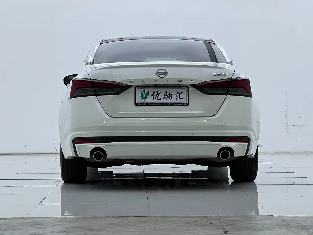 Nissan Teana — фото 2