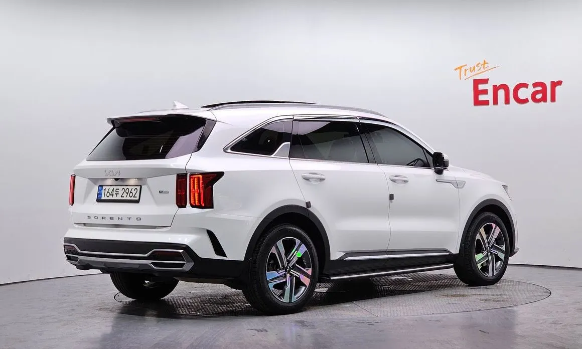 Kia Sorento — фото 3