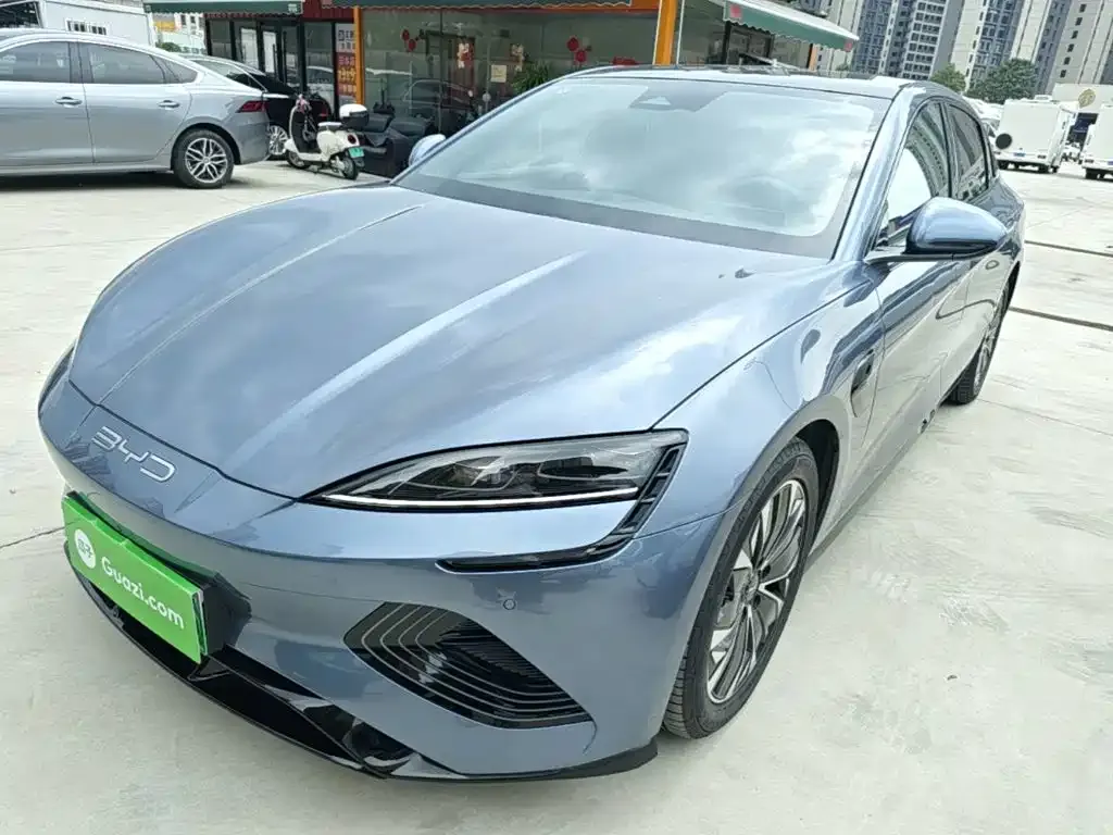BYD Seal — фото 9