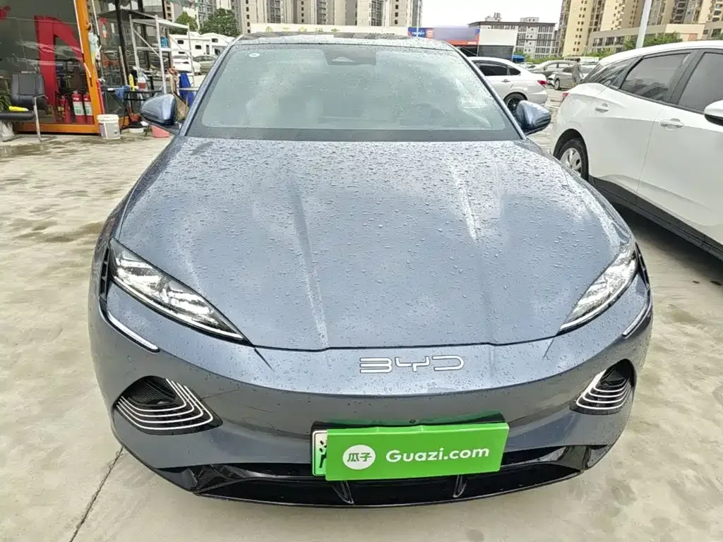 BYD Seal — фото 10