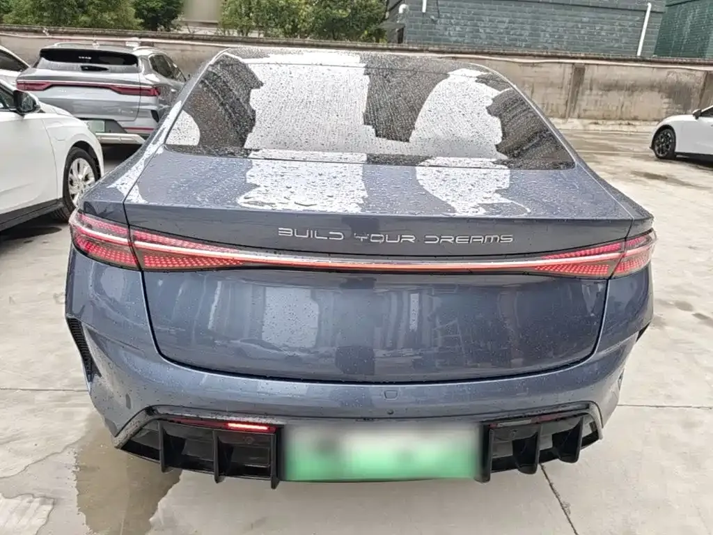 BYD Seal — фото 8