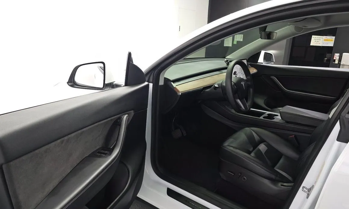 Tesla Model Y — фото 7