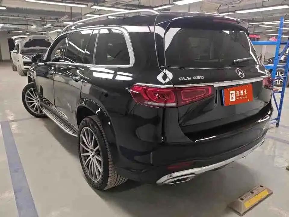 Mercedes-Benz GLS — фото 4