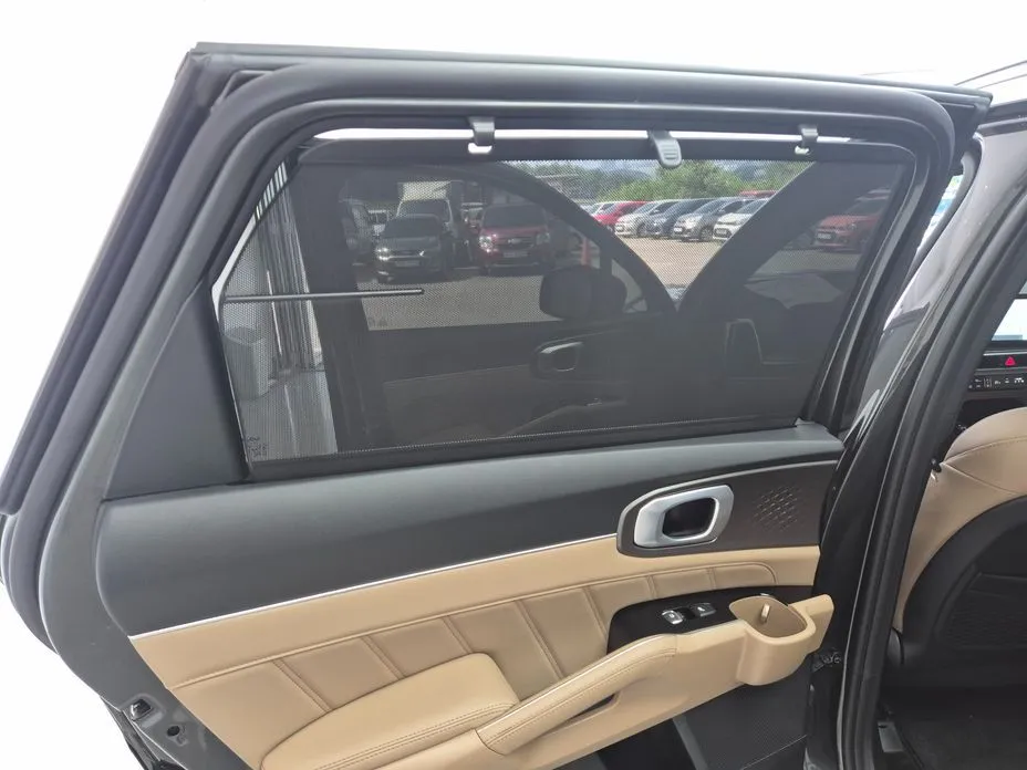 Kia Sorento — фото 10