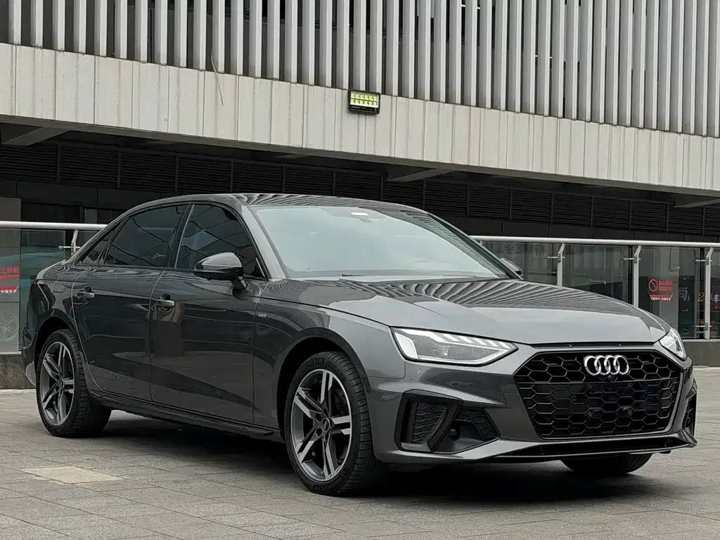 Audi A4L — фото 6