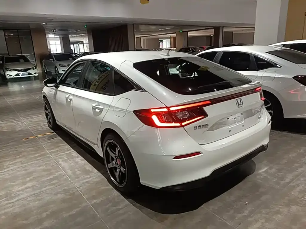 Honda Civic — фото 9