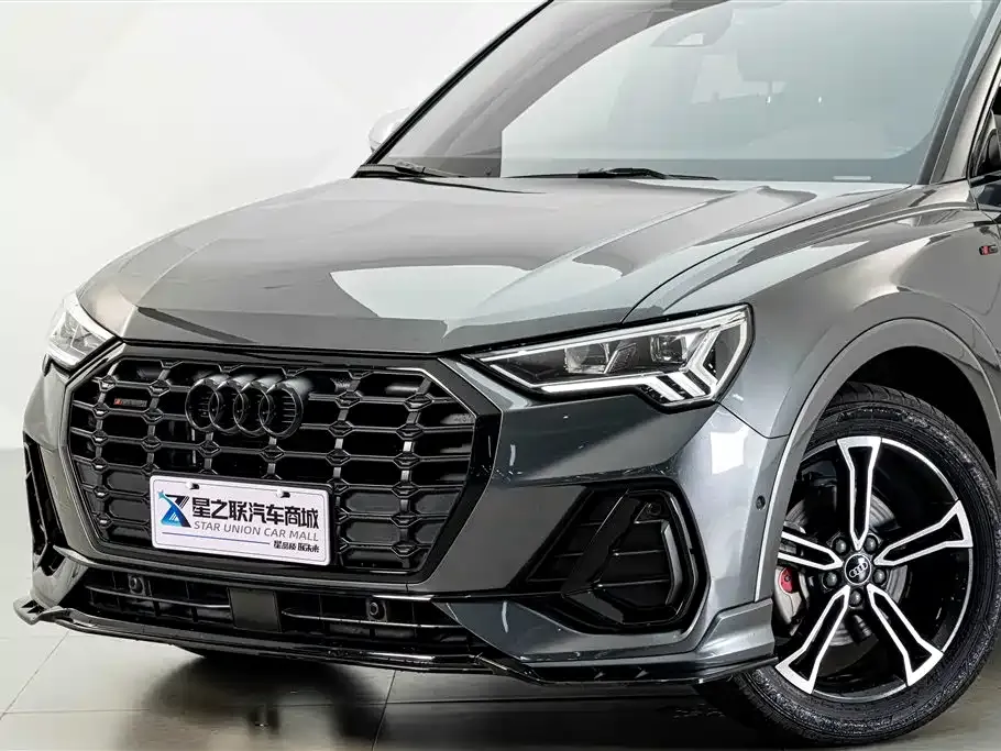 Audi Q3 — фото 4