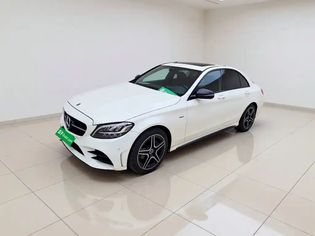 Mercedes-Benz C-Class — фото 1