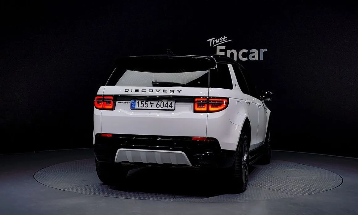 Land Rover Discovery Sport — фото 8