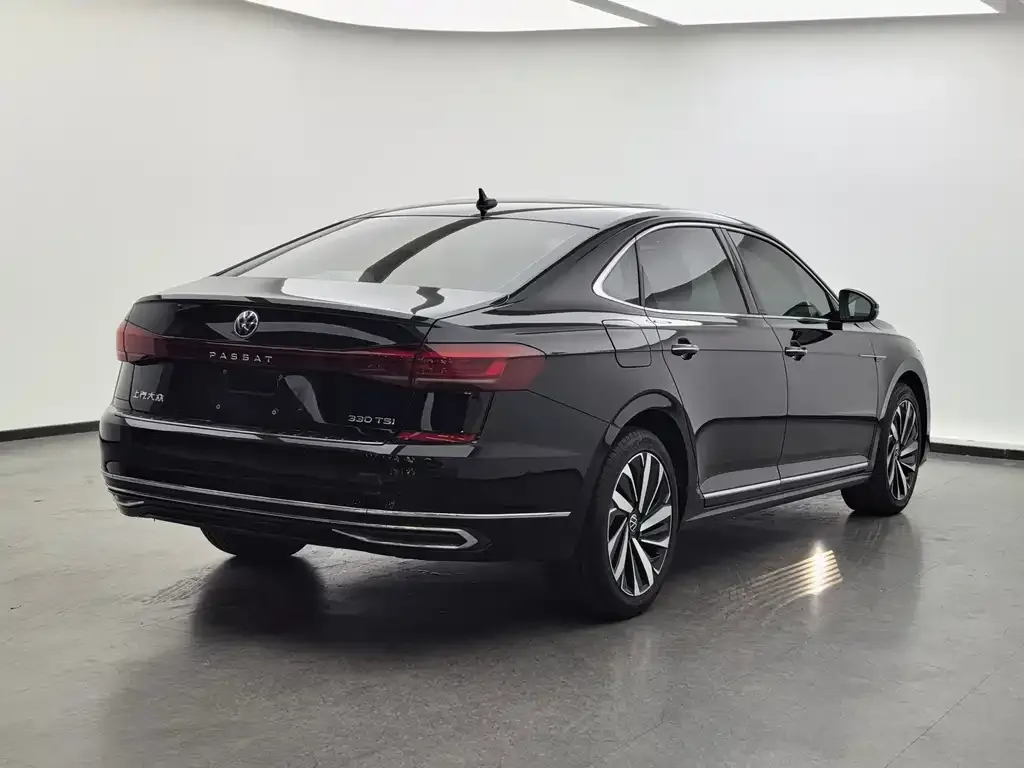 Volkswagen Passat — фото 2