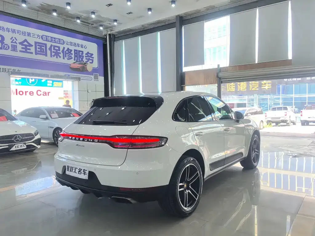 Porsche Macan — фото 8