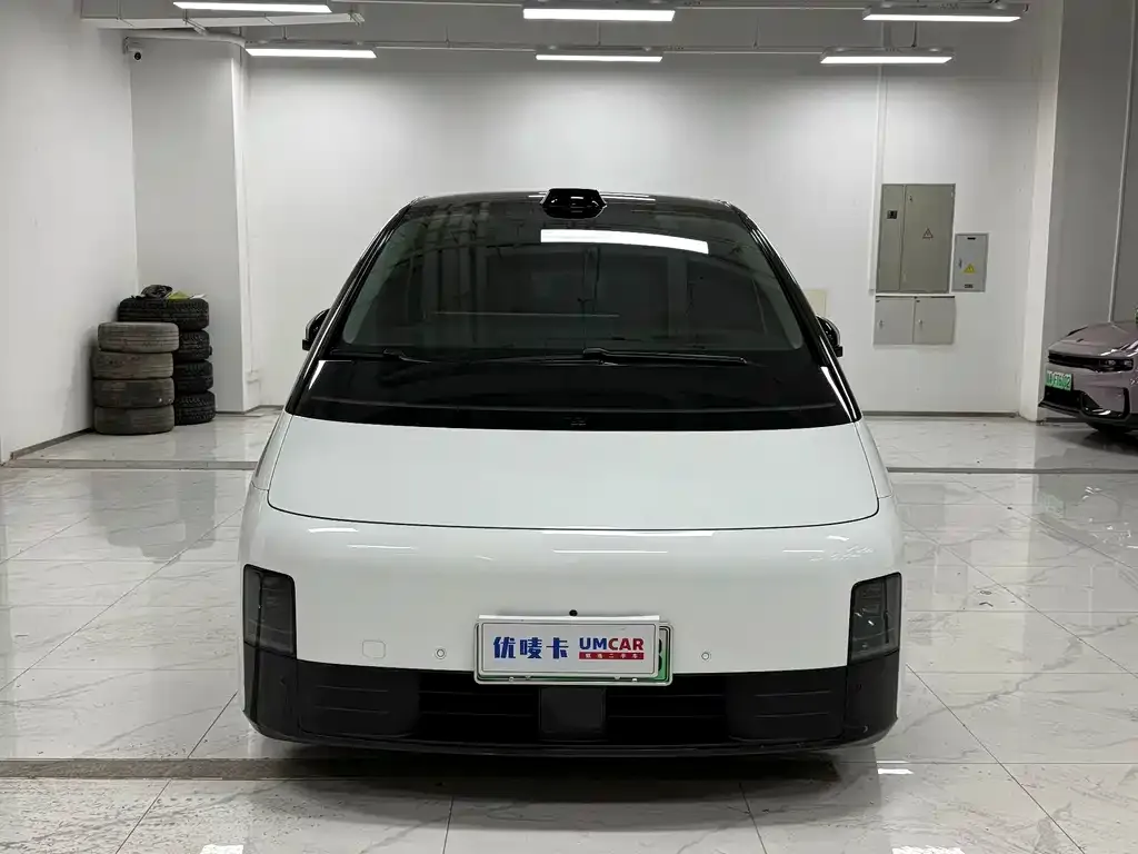 Li Auto MEGA — фото 3