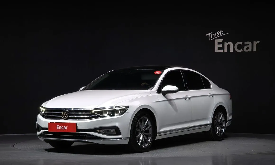 Volkswagen Passat — фото 1