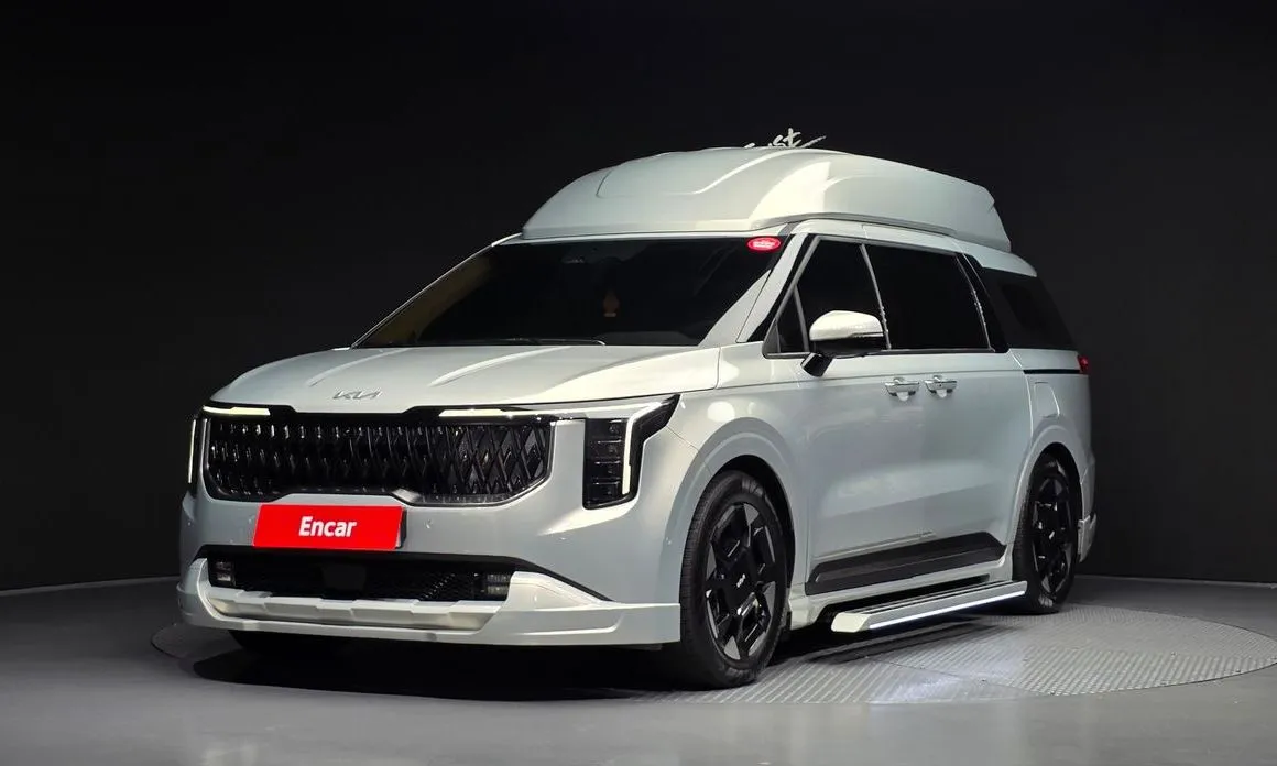 Kia Carnival — фото 1