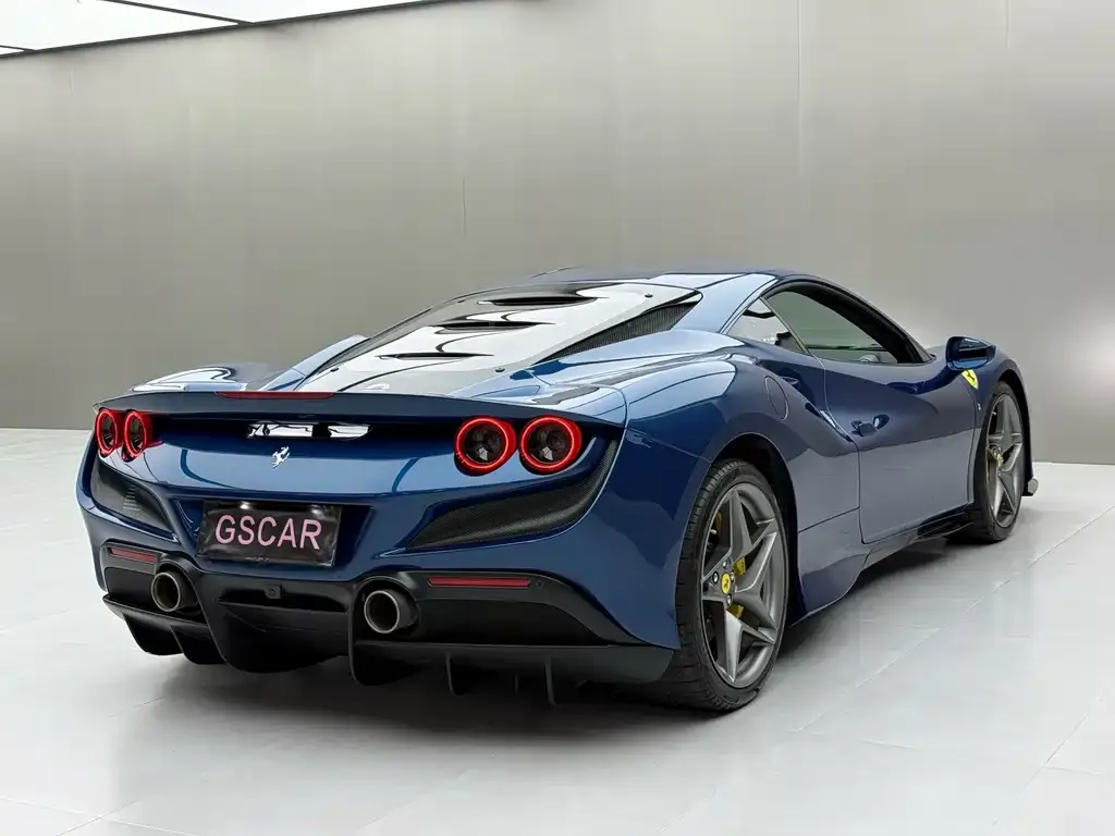 Ferrari F8 — фото 4